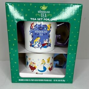 Disney Parks Alice in Wonderland Tea Set For One Mug set